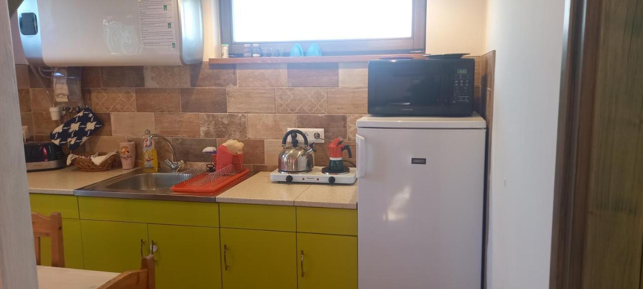 Ket Puli Vendeghaz Apartment *